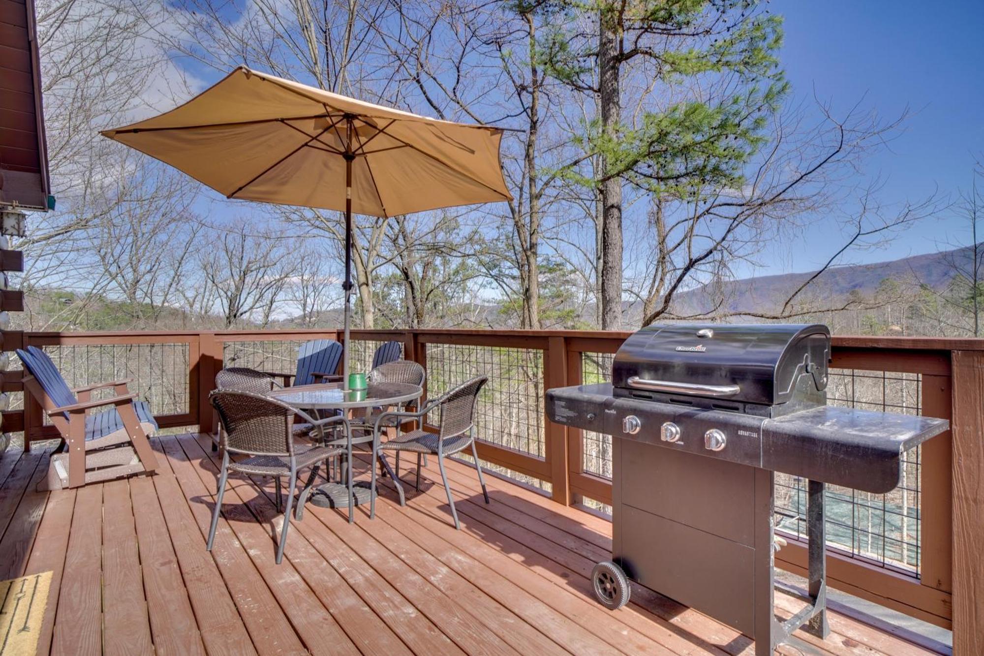 Hatcher Mtn Retreat Sevierville Cabin With Hot Tub! Zewnętrze zdjęcie