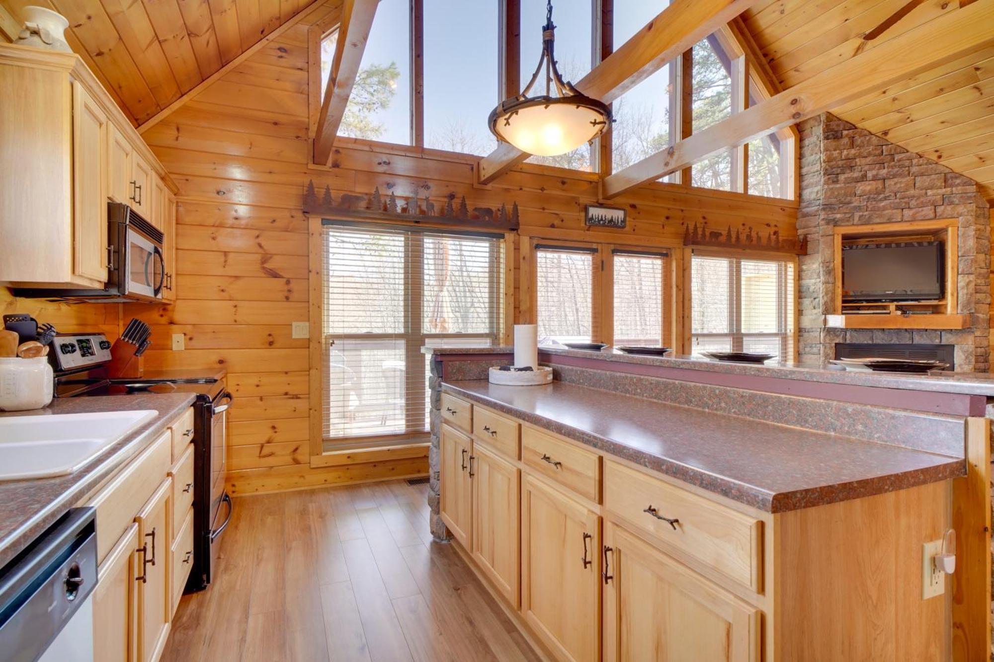 Hatcher Mtn Retreat Sevierville Cabin With Hot Tub! Zewnętrze zdjęcie